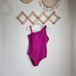 Becca One-Shoulder Convertible Open-Back One-Piece Swimssuit Magenta 14/16